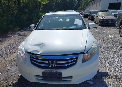 2011 Honda Accord 2.4 Ex-L z USA, uszkodzony, nr VIN 1HGCP2F80BA144406